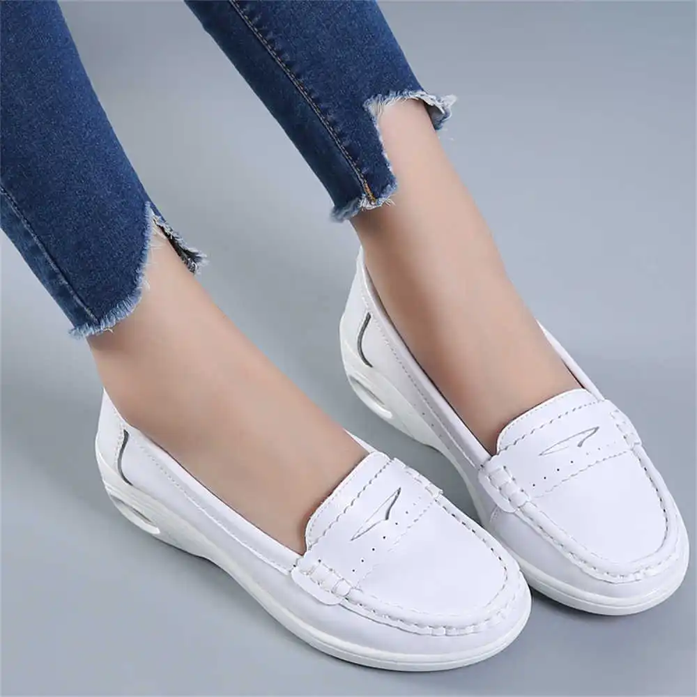 Formal Men Daily Wear Slippers - Optics Sole Slipon Baskets Blanches pour