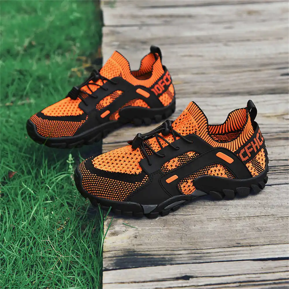 Chaussures de trekking pour ho - Men Formal Wear With Sneakers avis et prix