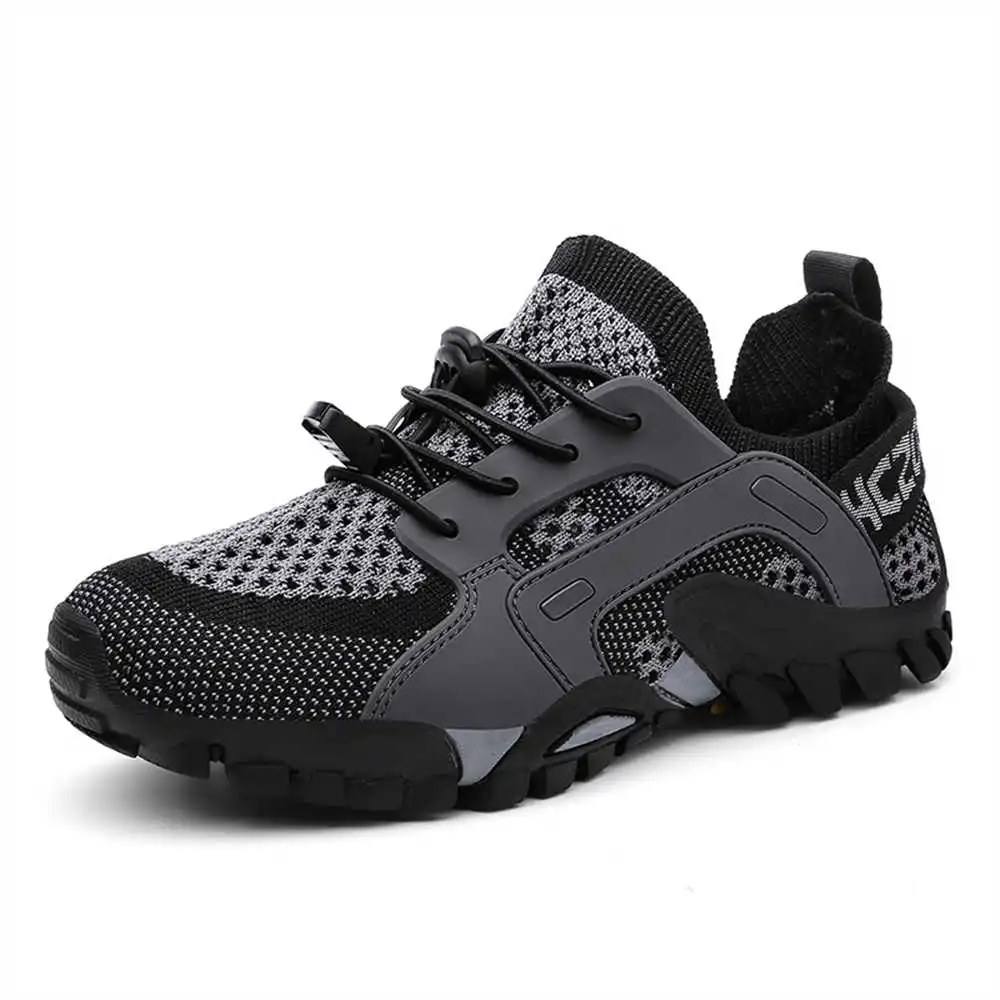 Chaussures de trekking pour ho - Men Formal Wear With Sneakers avis et prix