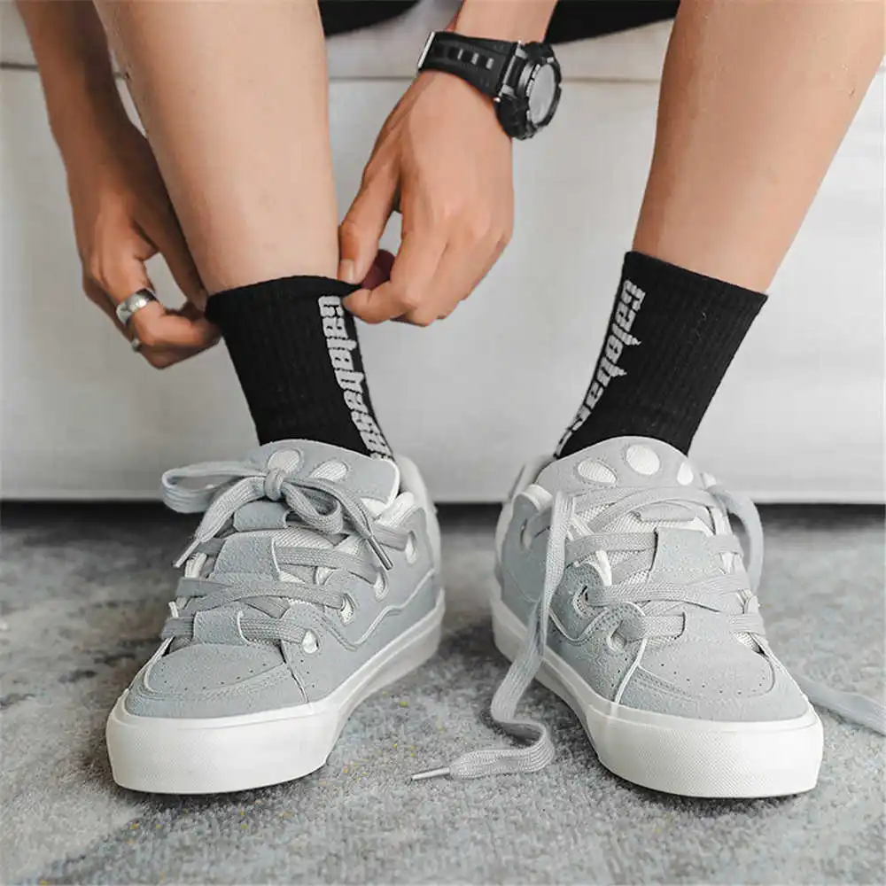 Chaussures d'école Hiphop avec - Men Formal Wear With Sneakers avis et prix